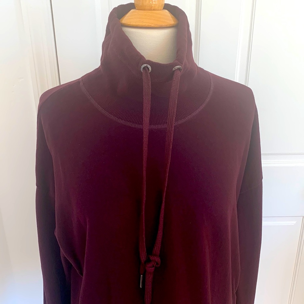 Sweaty Betty pullover sweatshirt